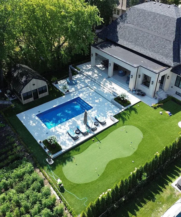 Artificial putting green vs natural grass Ontario